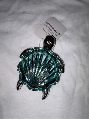 White Barn Teal Shell Turtle Car Fragrance Clip